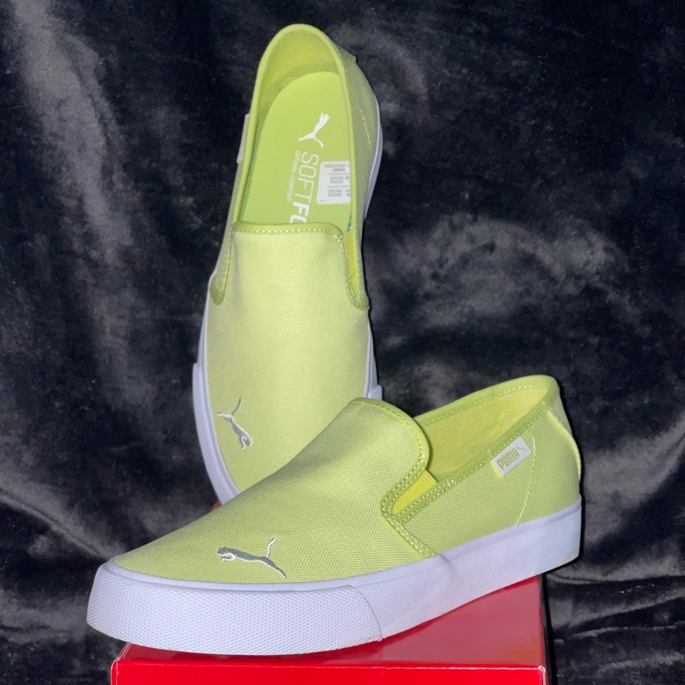 ** BRAND NEW IN BOX ** Vibrant green/yellow slip on Softfoam+ Pumas